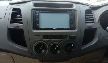 VIGO 4WD 2010 2.5E MT DOUBLE CAB SILVER 9041 full