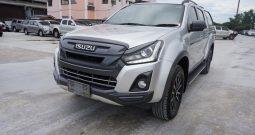 ISUZU 4WD 2018 3.0 AT DOUBLE CAB SILVER 639