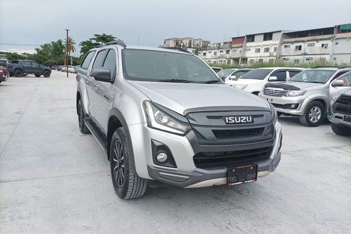 ISUZU 4WD 2018 3.0 AT DOUBLE CAB SILVER 828 full