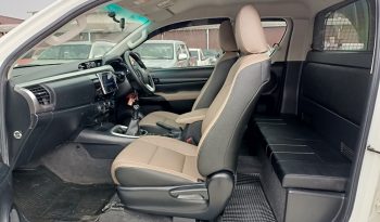 REVO 4WD 2016 2.4E MT SMART CAB WHITE 4564 full