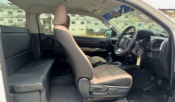 REVO 4WD 2016 2.4E MT SMART CAB WHITE 7164 full