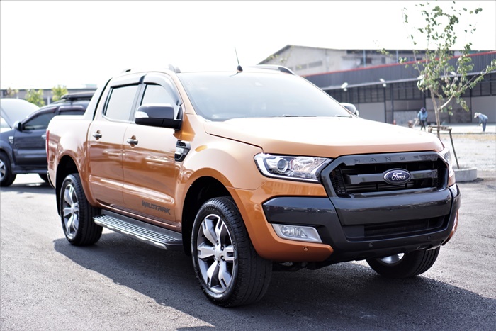 FORD 4WD 2017 3.2 AT DOUBLE CAB ORANGE 303 full