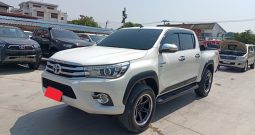REVO 4WD 2016 2.8G AT DOUBLE CAB WHITE 8181