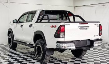 REVO 4WD 2015 2.8G AT DOUBLE CAB WHITE 4038 full