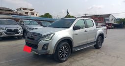 ISUZU 4WD 2018 3.0 AT DOUBLE CAB SILVER  3157