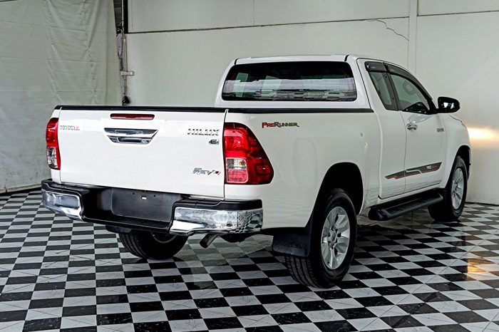 REVO 2WD 2016 2.4E AT DOUBLE CAB WHITE  5060 full