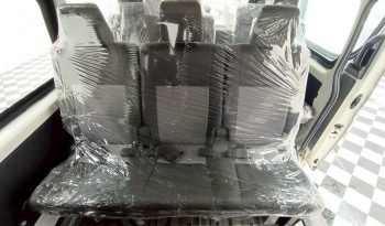 TOYOTA 2WD 2019 3.0 MT HIACE WHITE 9637 full