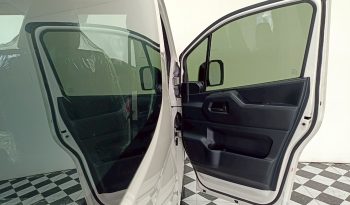 TOYOTA 2WD 2019 3.0 MT HIACE WHITE 9637 full