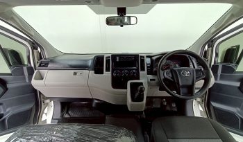 TOYOTA 2WD 2019 3.0 MT HIACE WHITE 9637 full