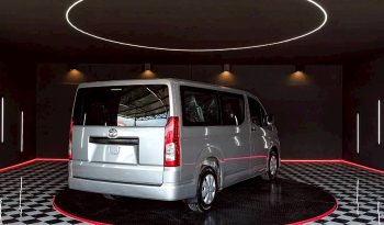 TOYOTA 2WD 2019 3.0 MT HIACE SILVER 9644 full