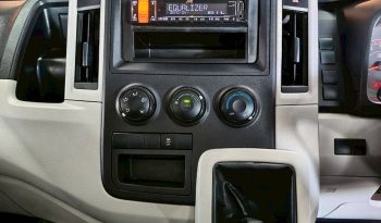 TOYOTA 2WD 2019 3.0 MT HIACE SILVER 9644 full