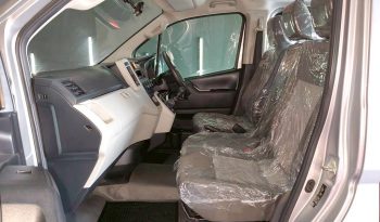 TOYOTA 2WD 2019 3.0 MT HIACE SILVER 9644 full