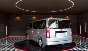 TOYOTA 2WD 2019 3.0 MT HIACE SILVER 9644 full