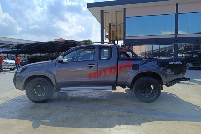 VIGO 4WD 2013 2.7J AT SMART CAB DARK GREY  7195 full