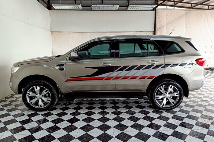 FORD 4WD 2017 3.2 AT EVEREST BROWN  1400 full