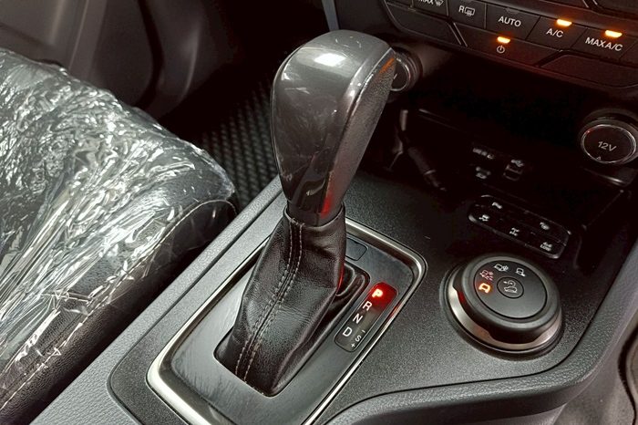 FORD 4WD 2017 3.2 AT EVEREST BROWN  1400 full