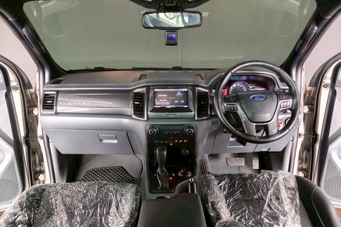 FORD 4WD 2017 3.2 AT EVEREST BROWN  1400 full