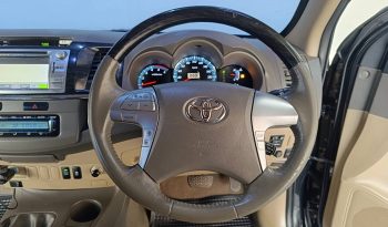 TOYOTA 4WD 2013 3.0V AT FORTUNER BLACK  6853 full
