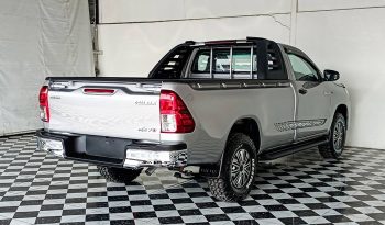 REVO 2WD 2018 2.4J MT STANDARD SILVER  3616 full