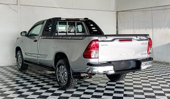 REVO 2WD 2018 2.4J MT STANDARD SILVER  3616 full