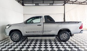 REVO 2WD 2018 2.4J MT STANDARD SILVER  3616 full