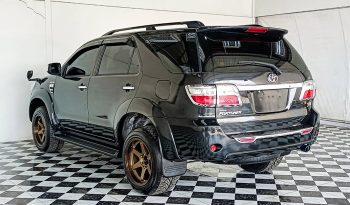 TOYOTA 4WD 2010 3.0V AT FORTUNER BLACK  3111 full