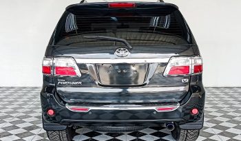 TOYOTA 4WD 2010 3.0V AT FORTUNER BLACK  3111 full