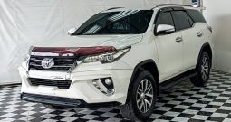 TOYOTA 2WD 2018 2.4V AT FORTUNER WHITE  2663