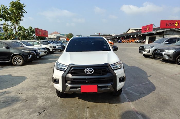 REVO PRE 2022 2.4E AT DOUBLE CAB WHITE  1791 full