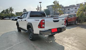 REVO PRE 2022 2.4E AT DOUBLE CAB WHITE  1791 full
