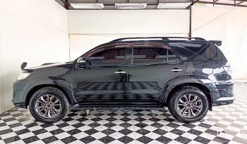 TOYOTA 4WD 2013 3.0V AT FORTUNER BLACK  2308 full