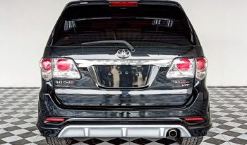 TOYOTA 4WD 2013 3.0V AT FORTUNER BLACK  2308 full