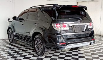 TOYOTA 4WD 2013 3.0V AT FORTUNER BLACK  2308 full