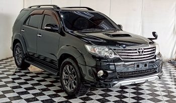 TOYOTA 4WD 2013 3.0V AT FORTUNER BLACK  2308 full