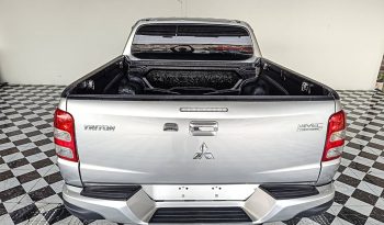 MITSUBISHI 4WD 2018 2.4 AT DOUBLE CAB SILVER  6104 full