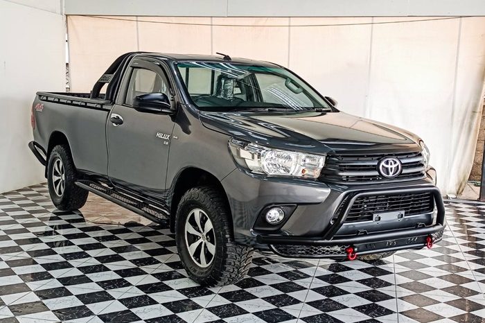 REVO 4WD 2019 2.8J MT STANDARD DARK GREY  3192 full