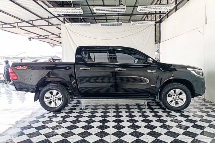 REVO 4WD 2020 2.8G AT DOUBLE CAB BLACK  1699 full