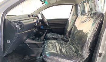REVO 2WD 2018 2.4J MT STANDARD SILVER  4682 full