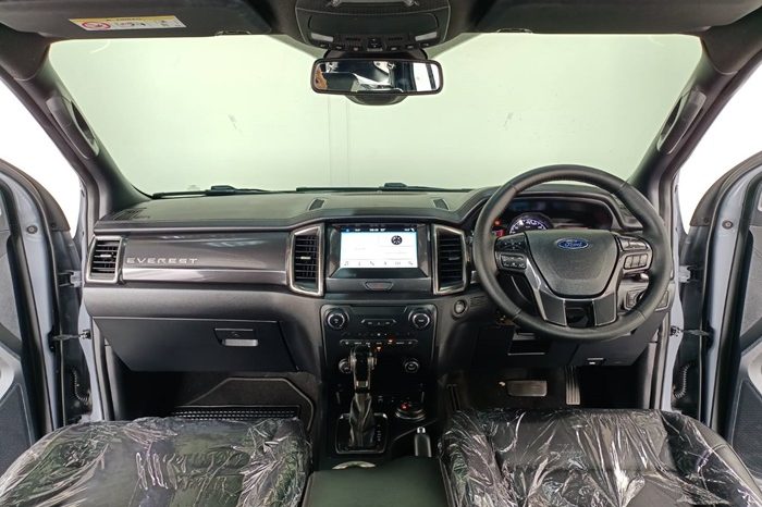 FORD 4WD 2019 2.0 AT SUV EVEREST DARK GREY  46 full