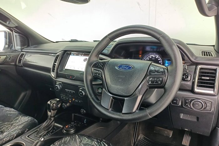 FORD 4WD 2019 2.0 AT SUV EVEREST DARK GREY  46 full