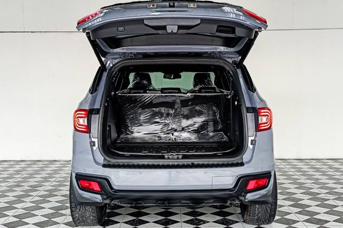 FORD 4WD 2019 2.0 AT SUV EVEREST DARK GREY  46 full
