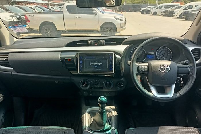 REVO 4WD 2020 2.4E MT SMART CAB WHITE  2630 full