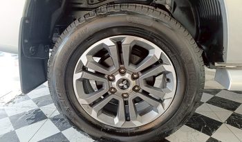 MITSUBISHI 4WD 2021 2.4 AT DOUBLE CAB SILVER  1770 full