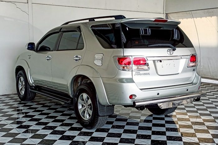 TOYOTA 4WD 2008 2.7V AT FORTUNER SILVER  2601 full