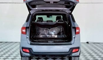 FORD 4WD 2019 2.0 AT SUV EVEREST DARK GREY  46 full