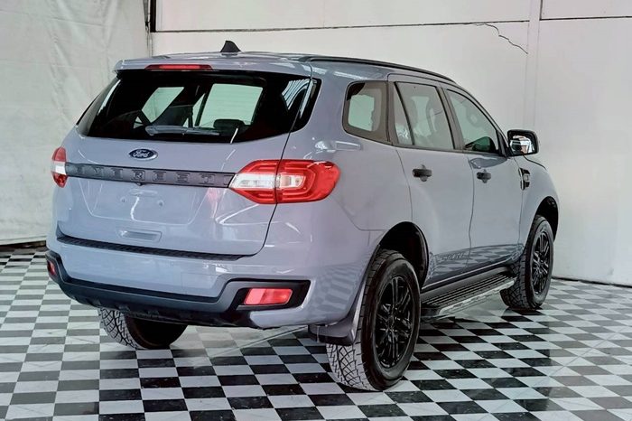 FORD 4WD 2019 2.0 AT SUV EVEREST DARK GREY  46 full