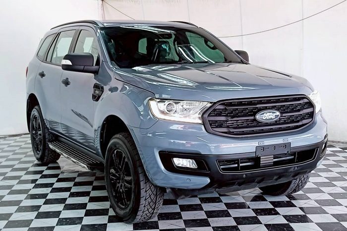 FORD 4WD 2019 2.0 AT SUV EVEREST DARK GREY  46 full