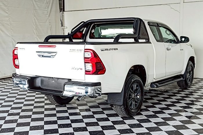 REVO 2WD 2021 2.4J AT SMART CAB WHITE  9439 full