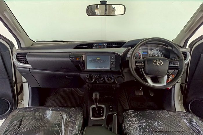 REVO 2WD 2021 2.4J AT SMART CAB WHITE  9439 full