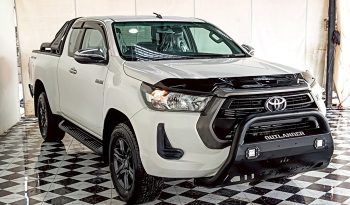 REVO 2WD 2021 2.4J AT SMART CAB WHITE  9439 full
